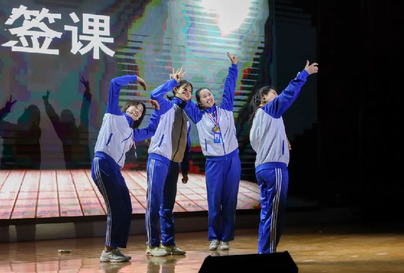 1679625516120497.jpg a57e1a9ed5c9b73fbbe928a21d992ab.jpg